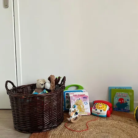 Cocon Avec Petit Jardin Centre * Bondy